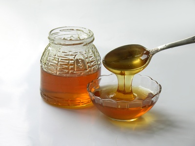 أهم الفيتامينات بالعسل أهميتها و فائدتها في جسم الانسان